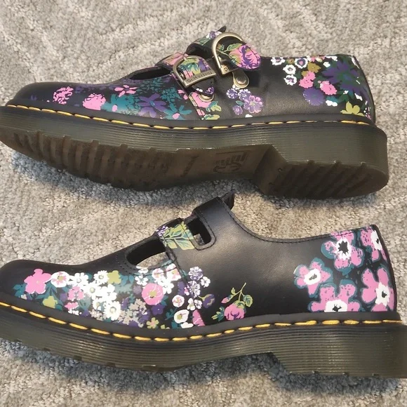 Floral Dr Martens Mary Janes - Picture 4 of 6
